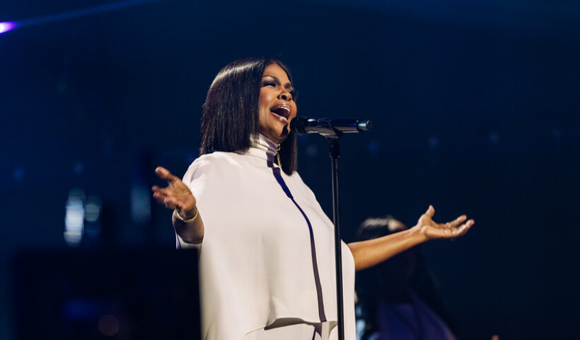 CeCe Winans opens the 55th Annual GMA Dove Awards with “That’s My King.”